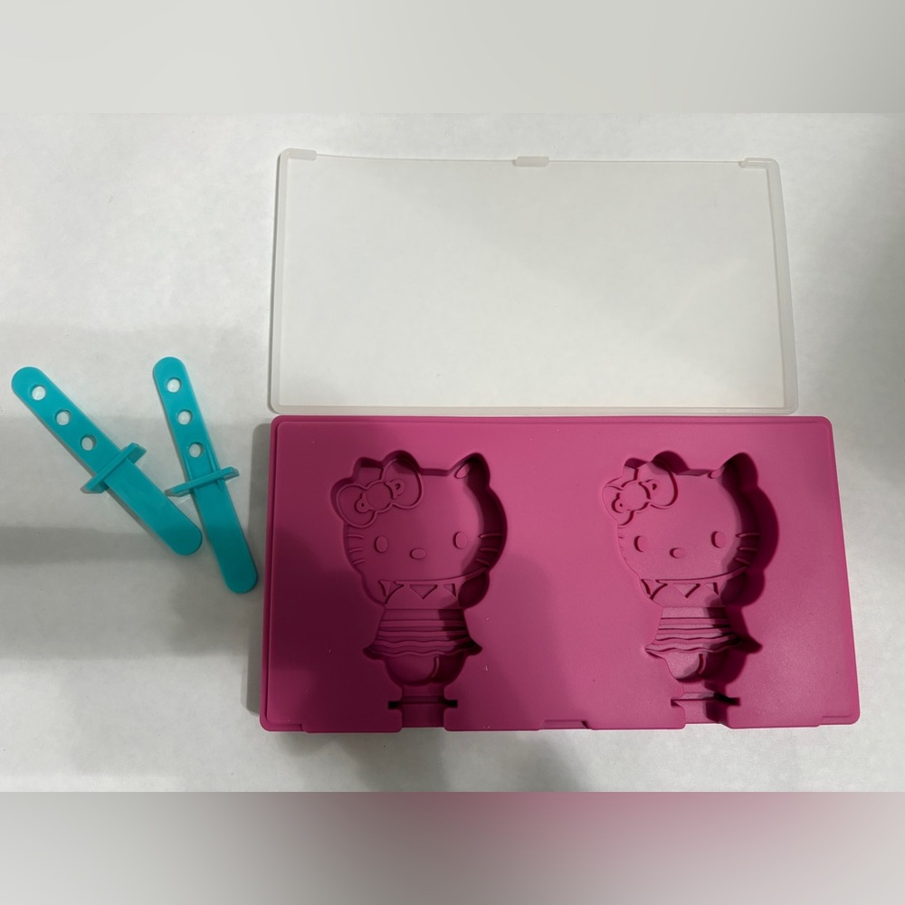 Hello Kitty Pink Popsicle Maker Set - Picture 3 of 5